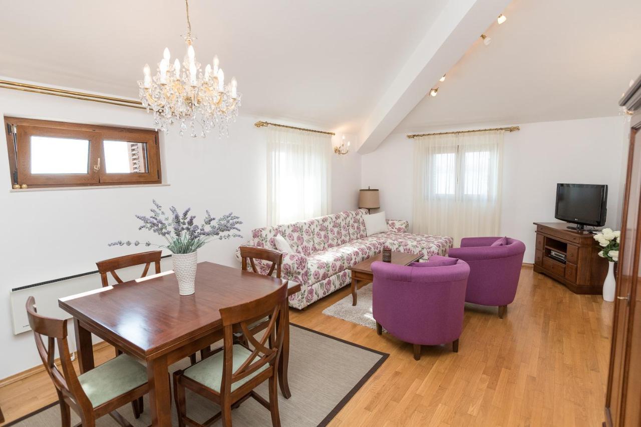 Apartments Villa Castello Crikvenica Kültér fotó