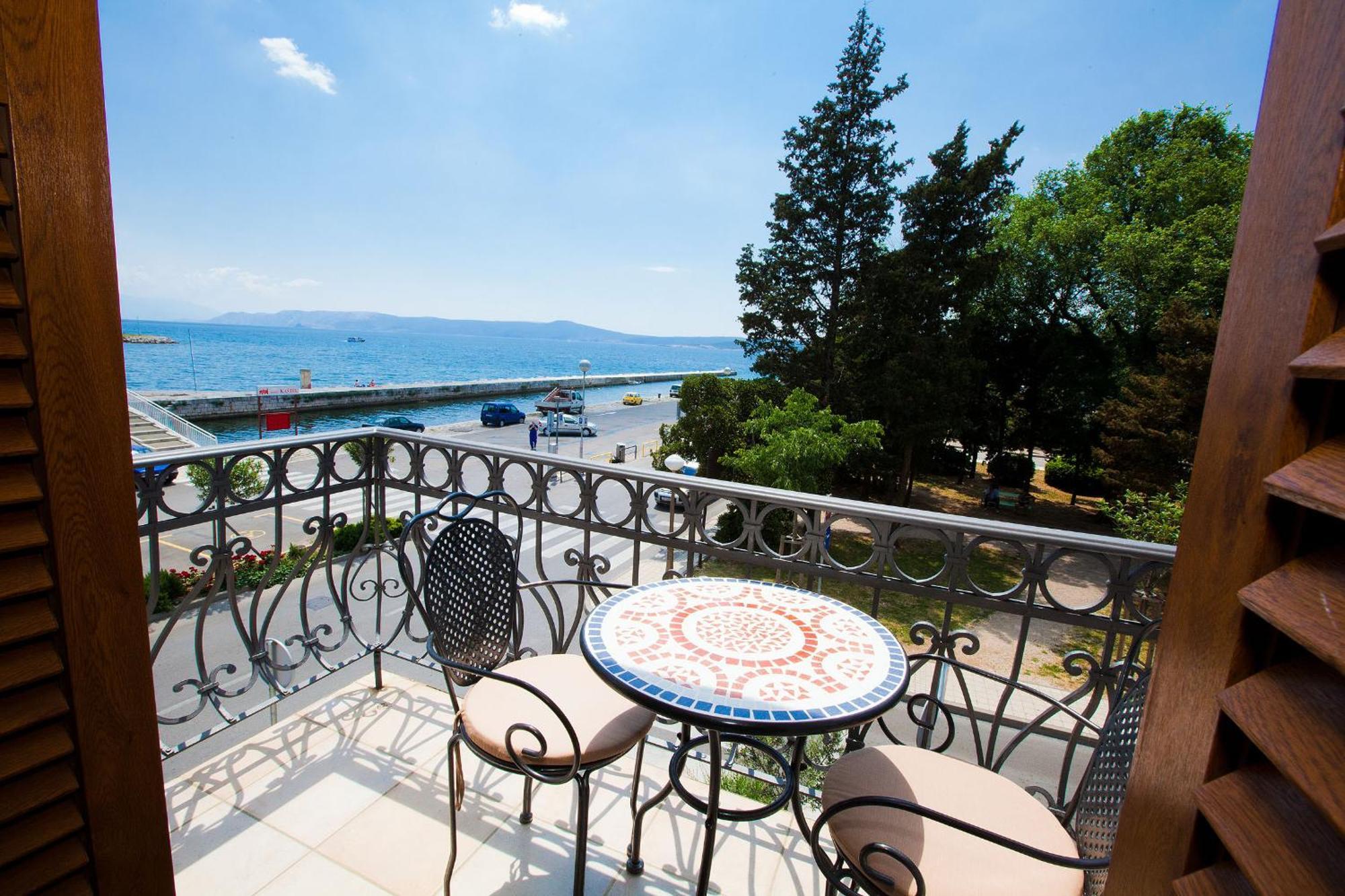 Apartments Villa Castello Crikvenica Kültér fotó
